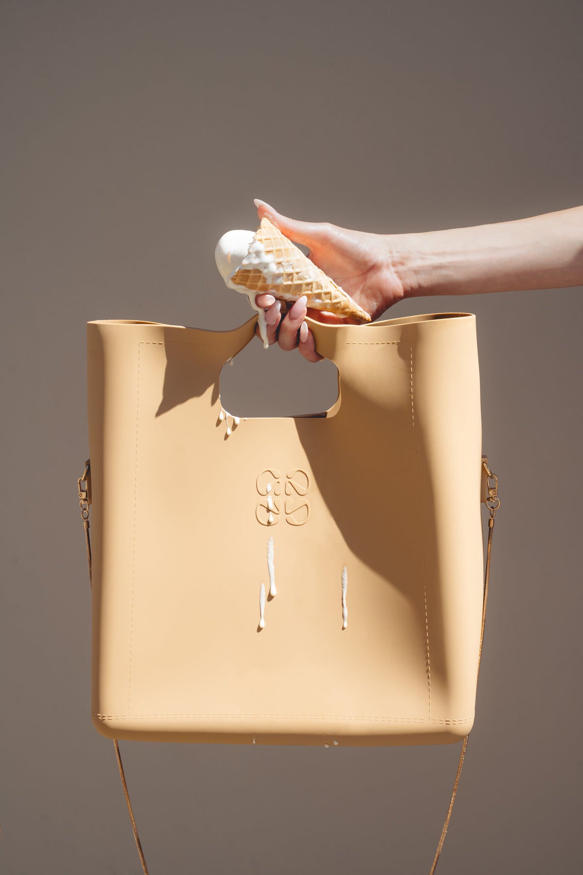 The Shoppe Tote: Très Gelée's Most Luxurious Take on the Everyday Carry