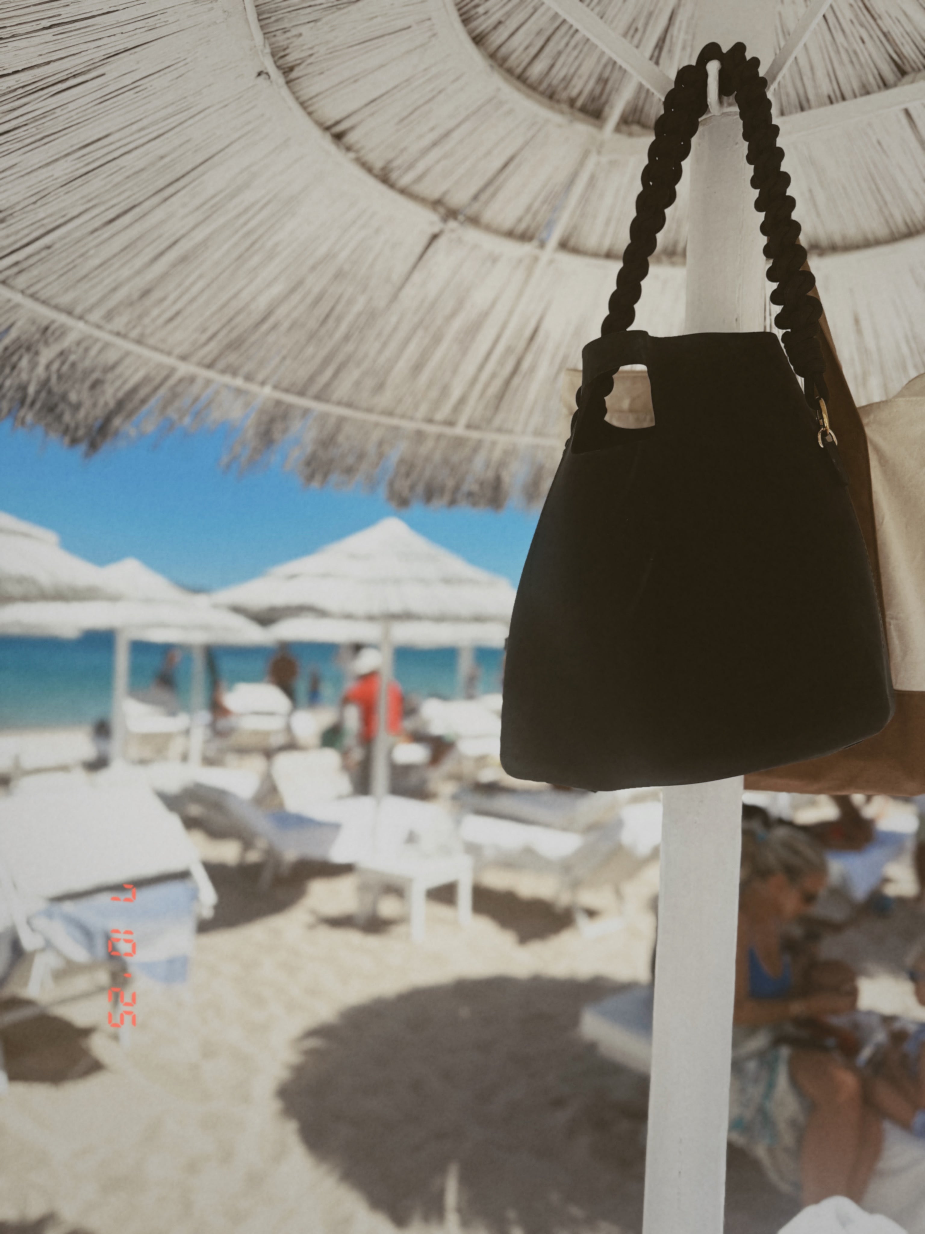 Best Beach, Pool, and Vacation Bags That Can Actually Get Wet